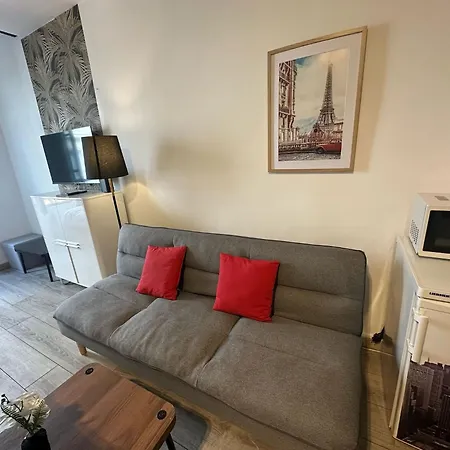 Ponthieu Apartament *